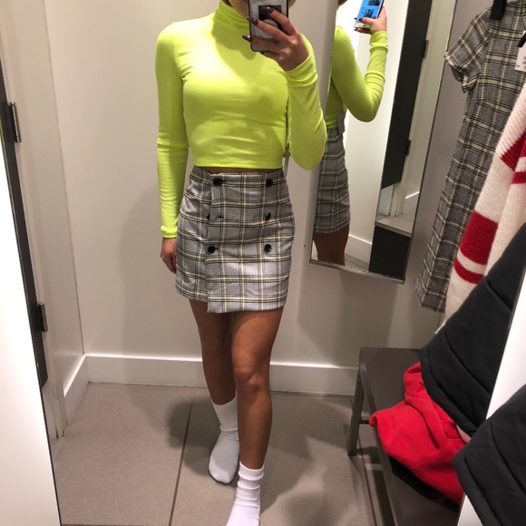 Plaid Skirt - Picture 2 of 2